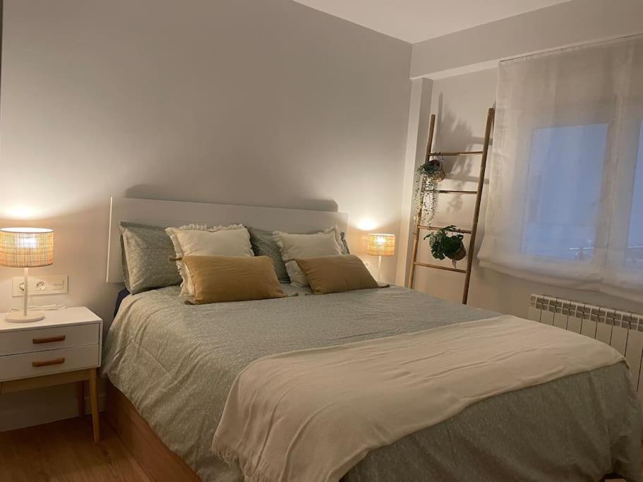 Apartamento A Estrenar En Centro Gijon. Fibra-Tv Экстерьер фото