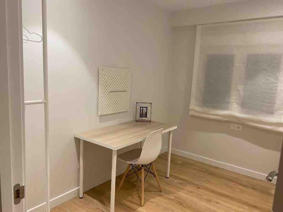 Apartamento A Estrenar En Centro Gijon. Fibra-Tv Экстерьер фото