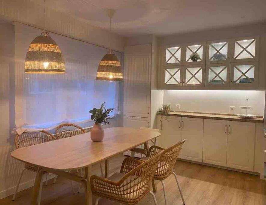 Apartamento A Estrenar En Centro Gijon. Fibra-Tv Экстерьер фото